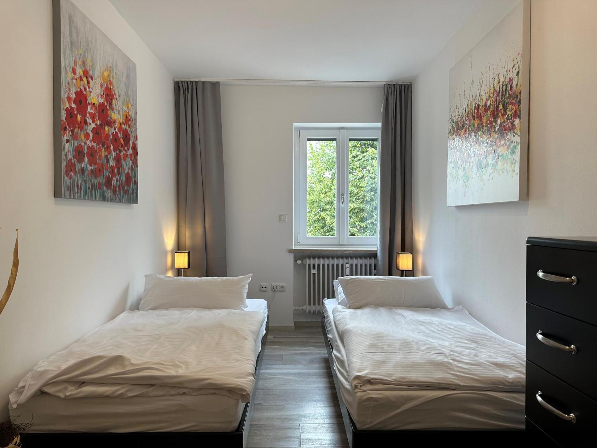 Mm Lodge - Apartments In Innenstadtlage Mit Parkplatz Augsburg Exterior photo